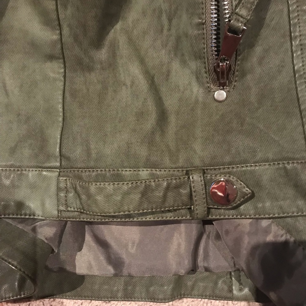 Perfect Jacket Size Large Look Sharp - image 3